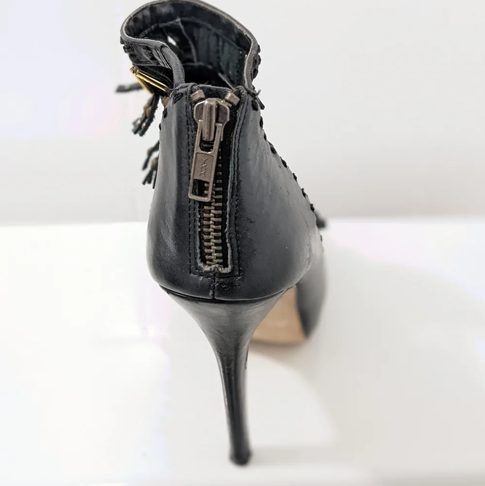 Leather heels by Aldo